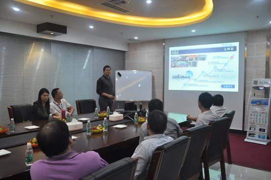 四川省乐山峨边县领导一行莅临榴莲AV舒服黄浏览参观指导